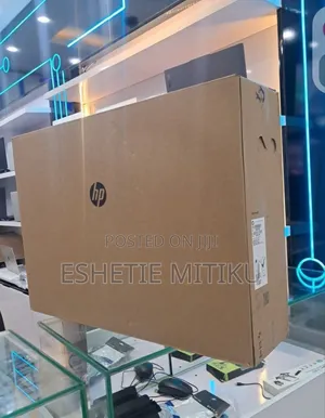 Photo - New Laptop HP 16GB Intel Core I7 SSD 1T