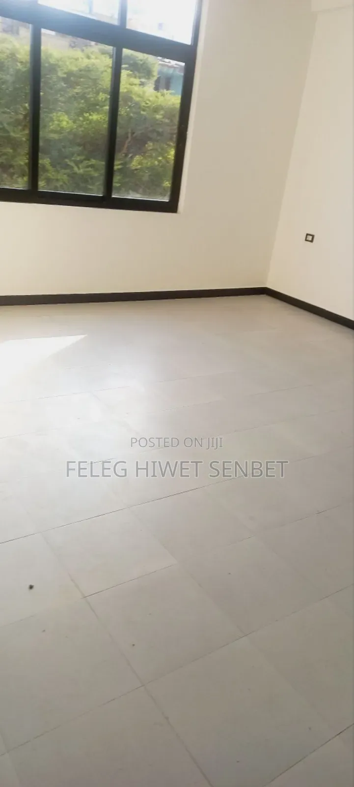 Furnished 5bdrm House in Bole for sale