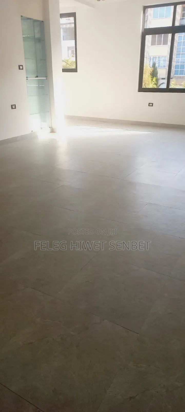 Furnished 5bdrm House in Bole for sale