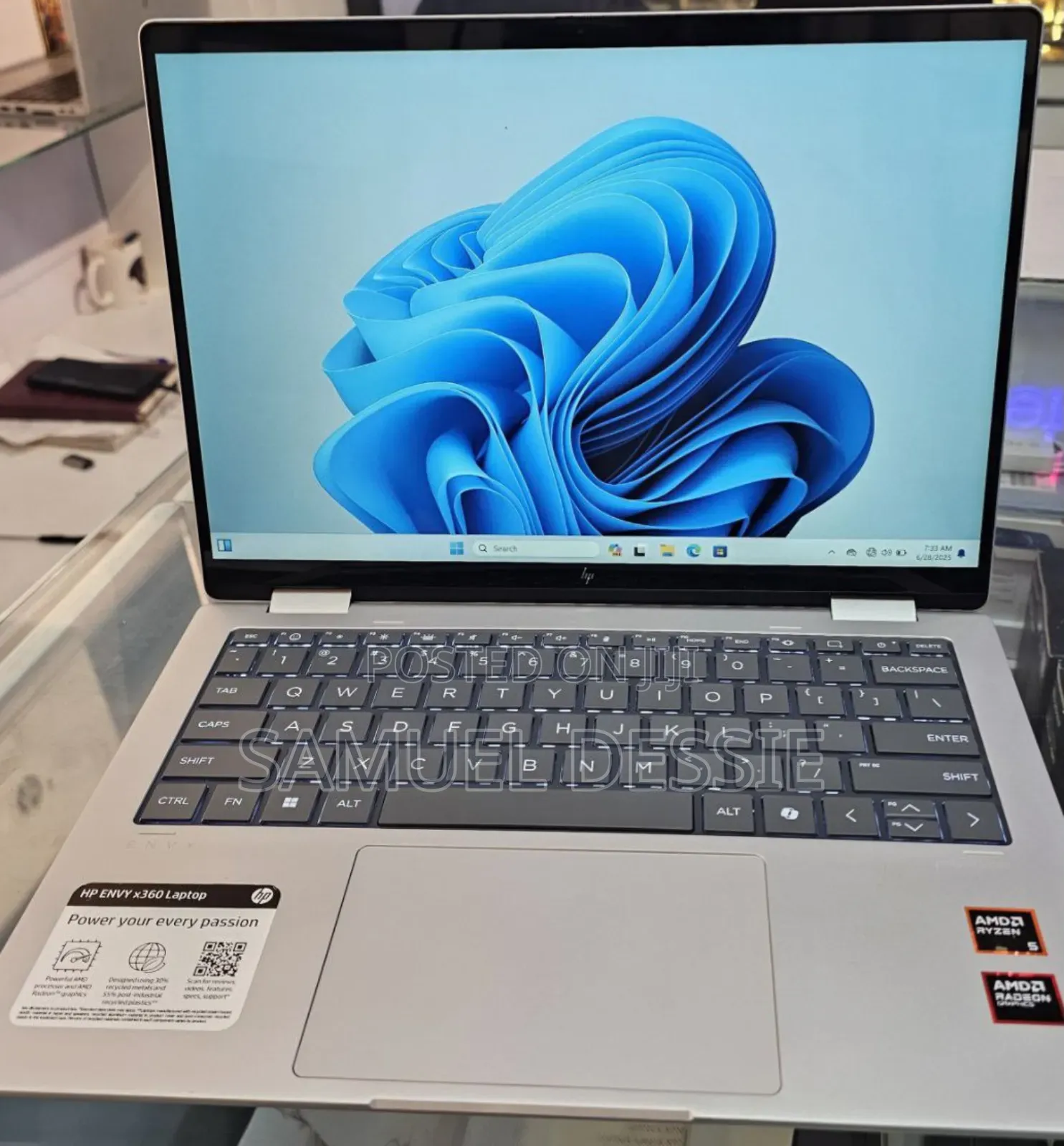 New Laptop HP Envy 13 16GB AMD Ryzen 5 SSD 512GB