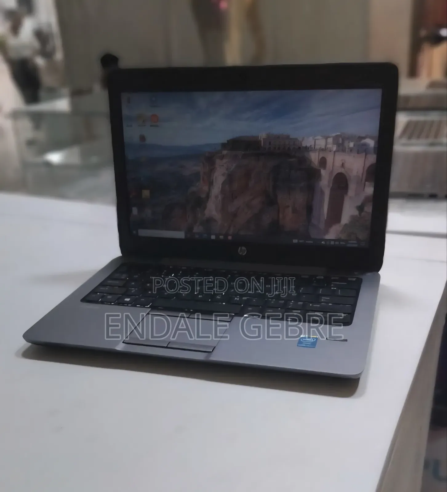 New Laptop HP EliteBook 820 8GB Intel Core I5 HDD 1T