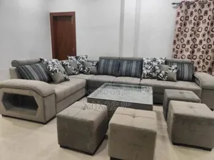 Sleeper Sofa With Table