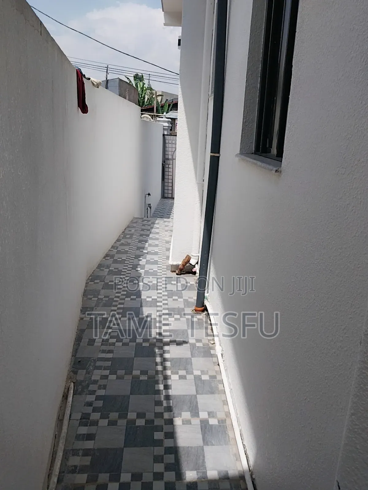 Furnished 3bdrm Villa in Kotobe 20M2 Menged, Yeka for sale