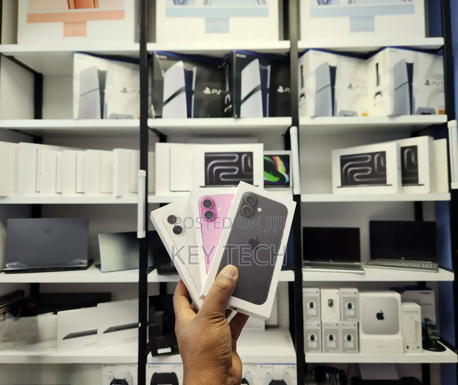 New Apple iPhone 16 128 GB Black