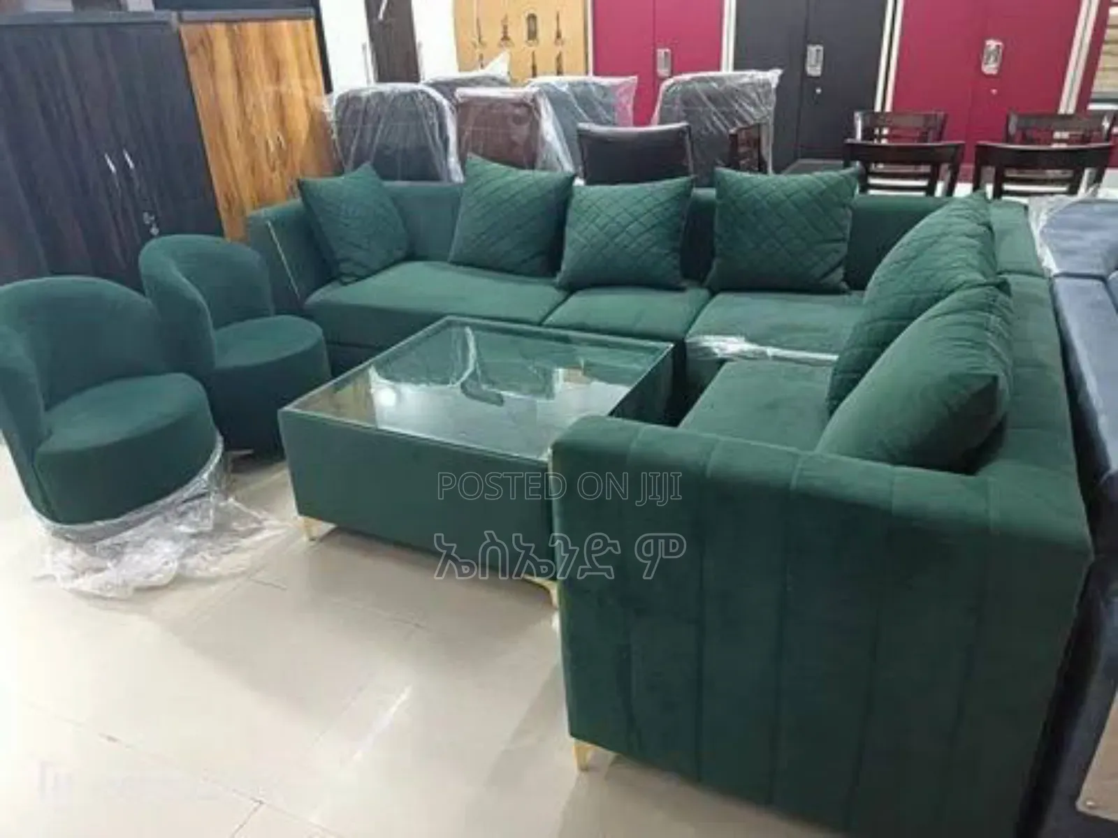 Serene Seats Sofa Design With Table