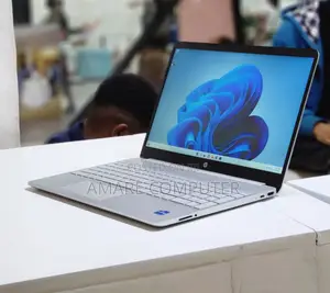 New Laptop HP Stream Notebook 16GB Intel Core I7 SSD 512GB