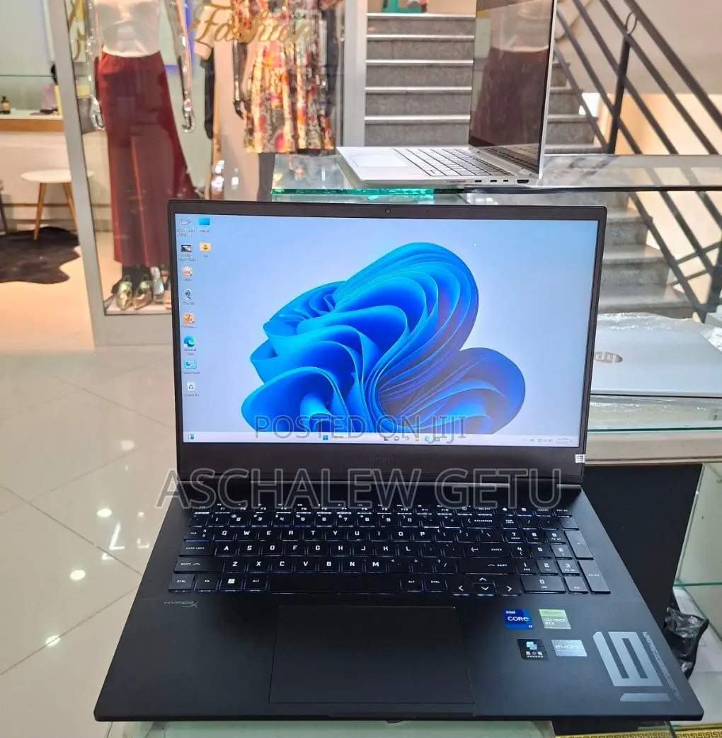 New Laptop HP Omen 16 16GB Intel Core I7 SSD 1T
