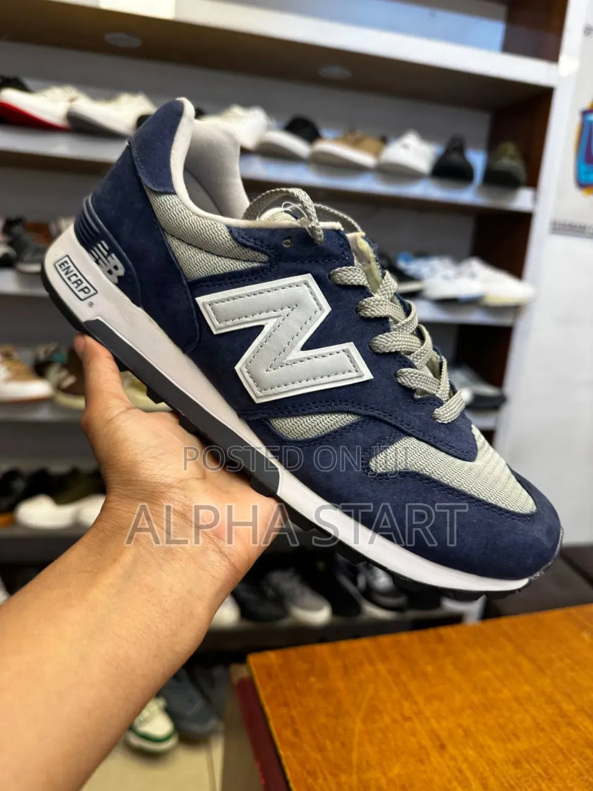  New Balance Tm 1300
Made in Vietnam