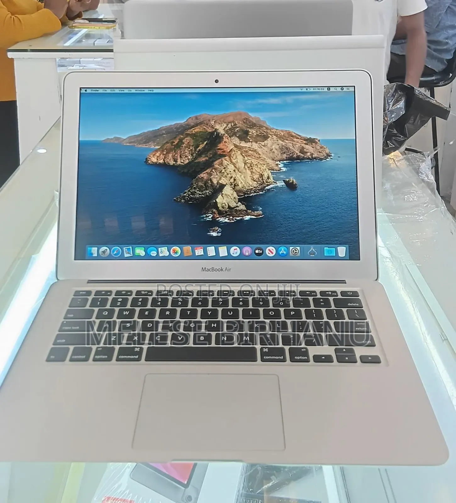 New Laptop Apple MacBook 8GB Intel Core I7 SSD 512GB