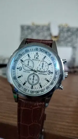 Photo - Watch Luxurious