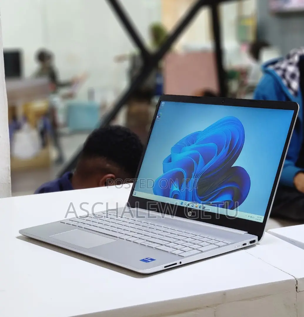 New Laptop HP Stream Notebook 16GB Intel Core I7 SSD 512GB