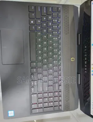 New Laptop Alienware Area-51m 16GB Intel Core I7 SSD 512GB