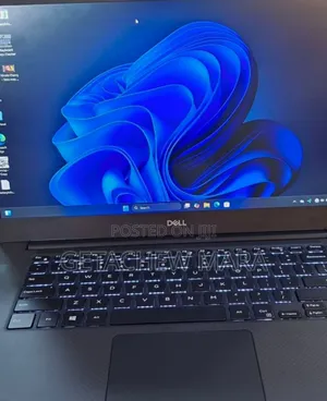 Photo - New Laptop Dell XPS 15 16GB Intel Core I7 SSD 512GB