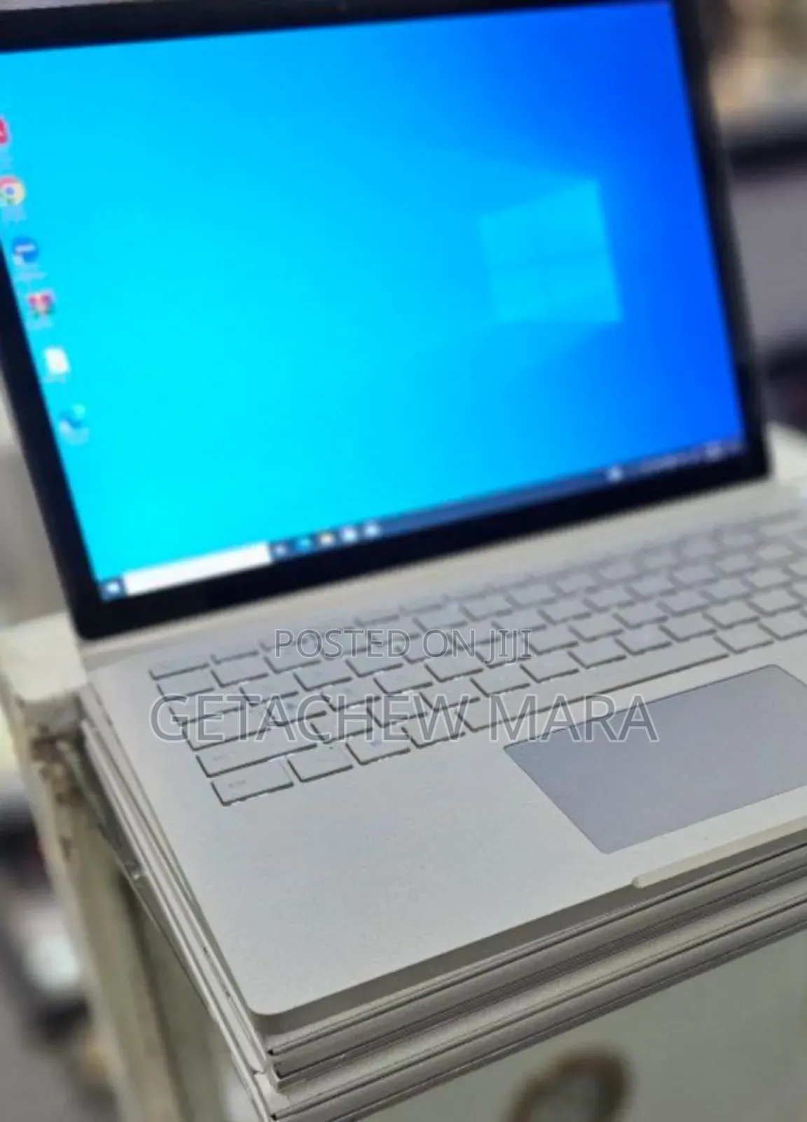 New Laptop Apple MacBook Pro M1 16GB Intel Core I7 SSD 256GB