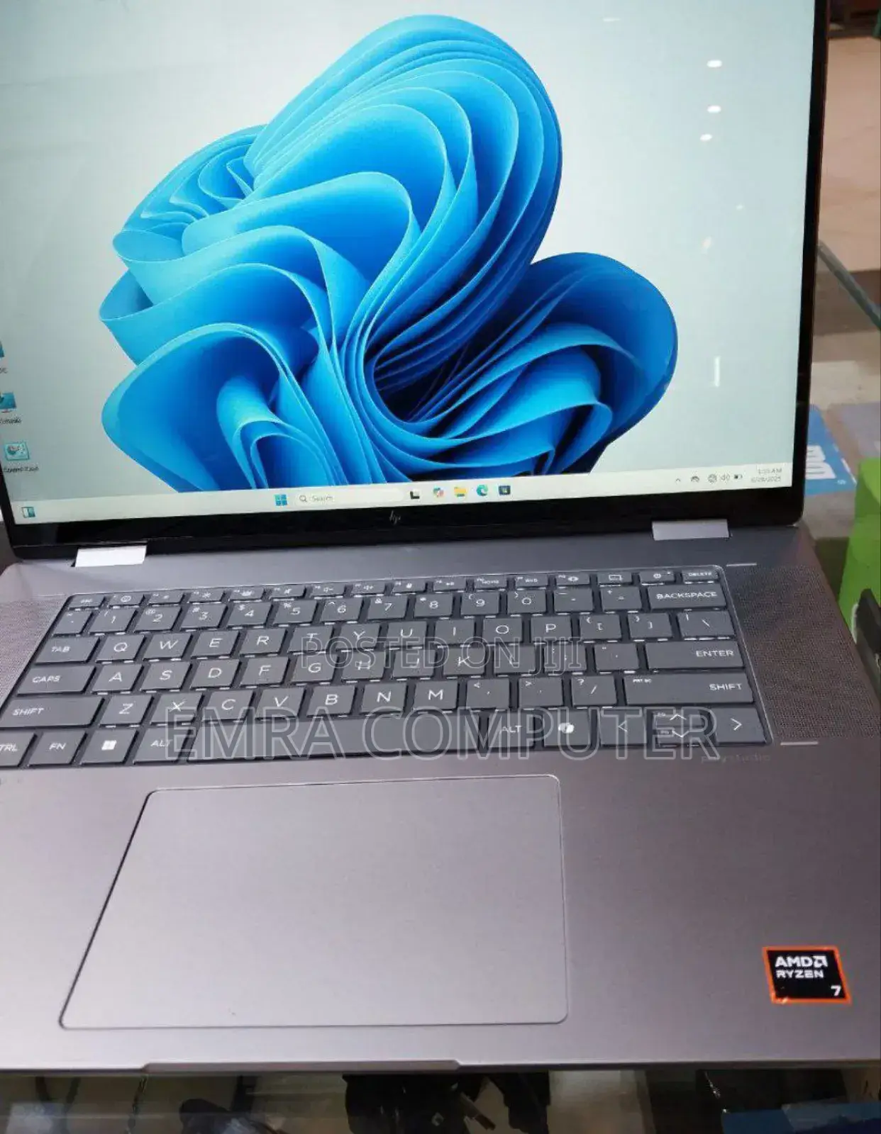 New Laptop HP Envy X360 16GB AMD Ryzen 7 SSD 512GB