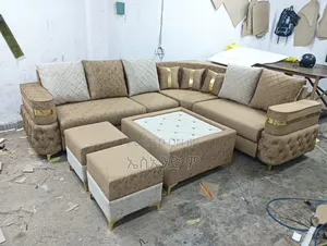 Busy Sofa Design With Table