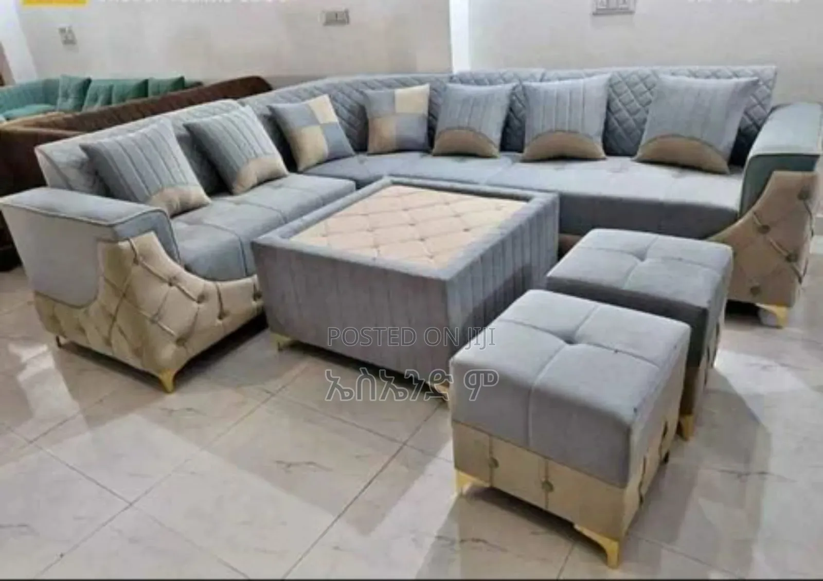 Edriso Sofa Design With Table