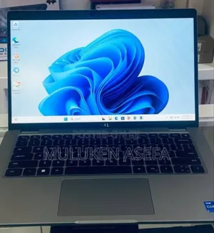 Photo - New Laptop Dell Latitude 5440 16GB Intel Core I5 SSD 512GB