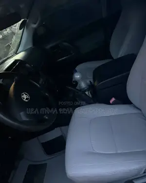 Toyota Land Cruiser 2009 Ivory