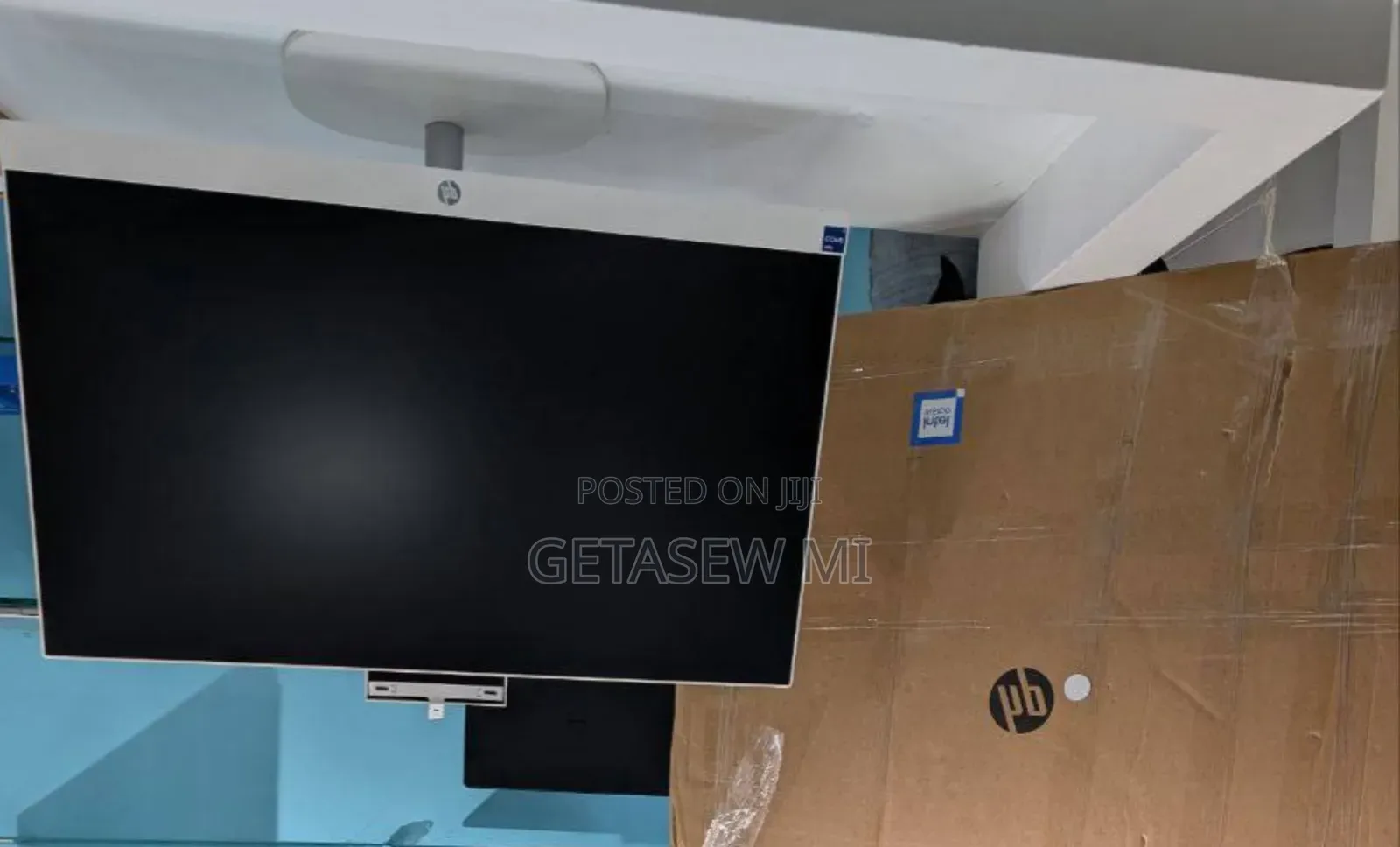 New HP 200 G4 22 All-in-One 8GB Intel Core I7 SSD 512GB