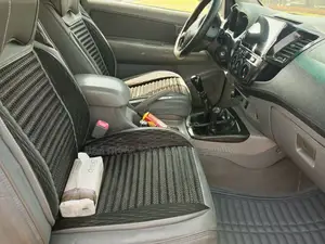 Toyota Hilux 2011 Beige