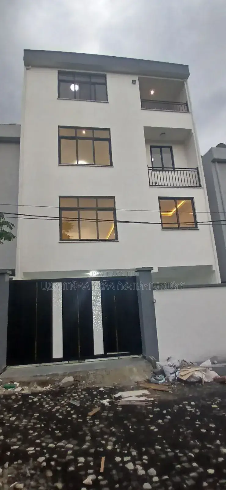 Furnished 6bdrm House in ሠምት 72 አካባቢ, Bole for sale