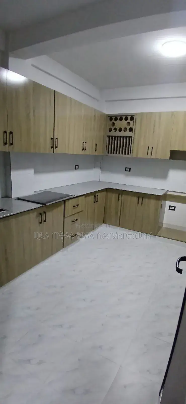 Furnished 6bdrm House in ሠምት 72 አካባቢ, Bole for sale