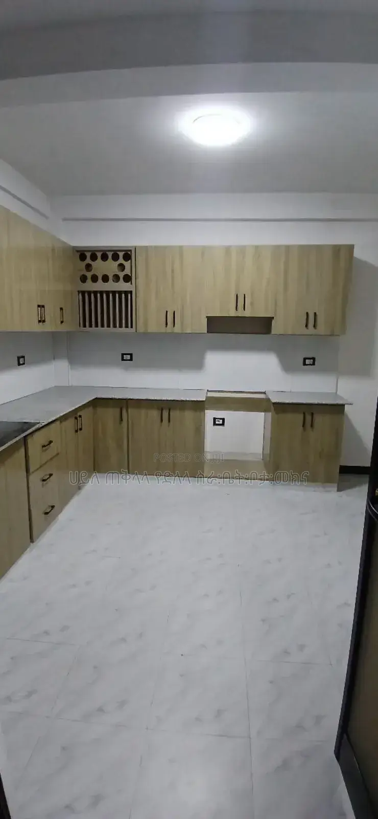 Furnished 6bdrm House in ሠምት 72 አካባቢ, Bole for sale