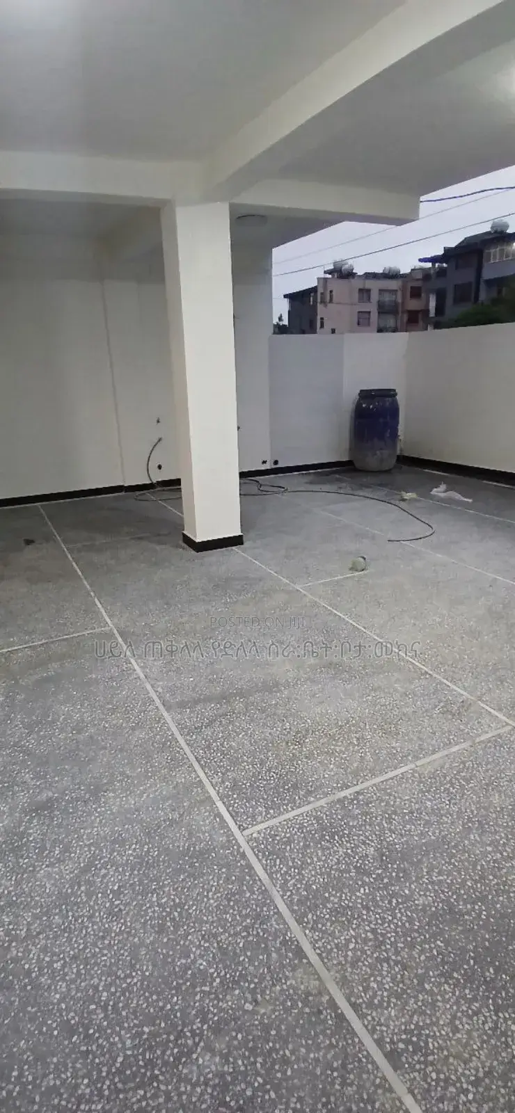 Furnished 6bdrm House in ሠምት 72 አካባቢ, Bole for sale