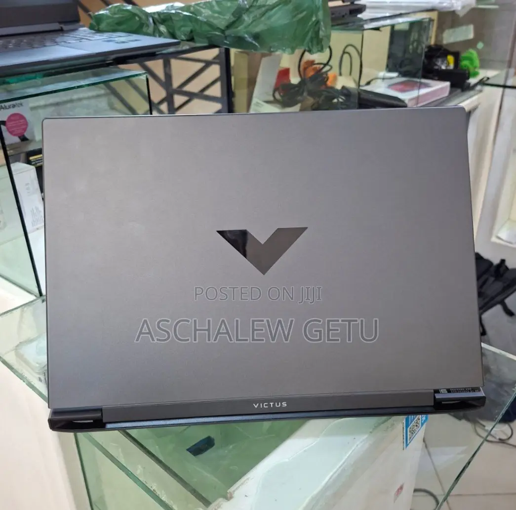 New Laptop HP Victus 16 16GB Intel Core I7 SSD 1T