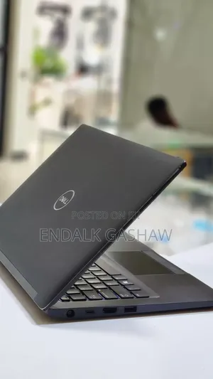 Photo - New Laptop Dell Latitude 5310 8GB Intel Core I5 SSD 256GB