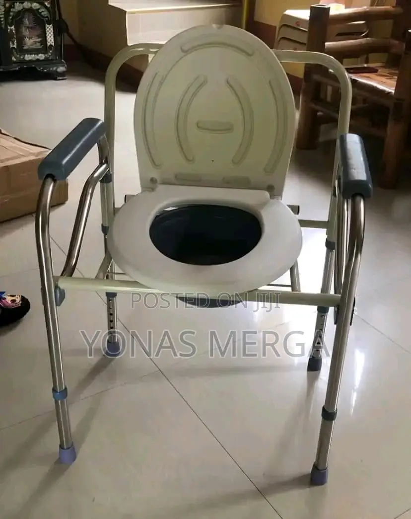 Toilet Chair凸قremovable Pottyكđcontainer for Easy Cleaning