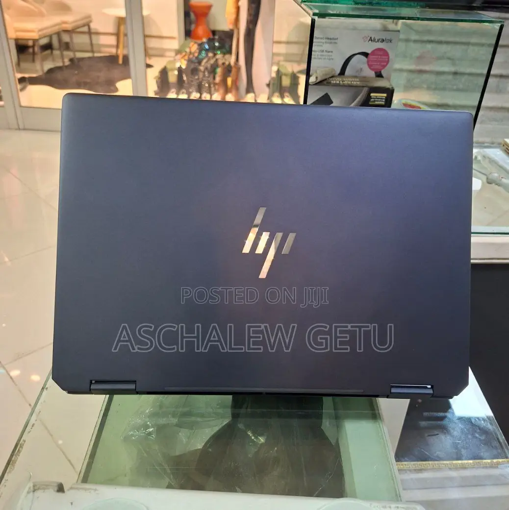 New Laptop HP Spectre 32GB Intel Core Ultra 7 SSD 1T