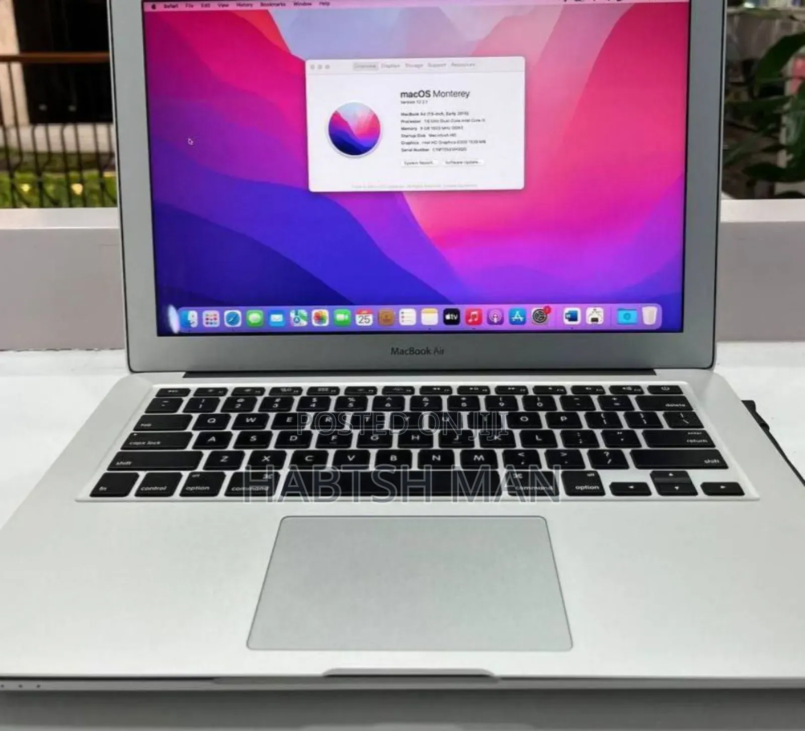 New Laptop Apple MacBook Air 2017 8GB Intel Core I7 SSD 256GB