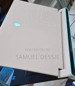 New Laptop Alienware M17x R2 32GB Intel Core I7 SSD 1T