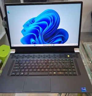 New Laptop Alienware M17x R2 32GB Intel Core I7 SSD 1T