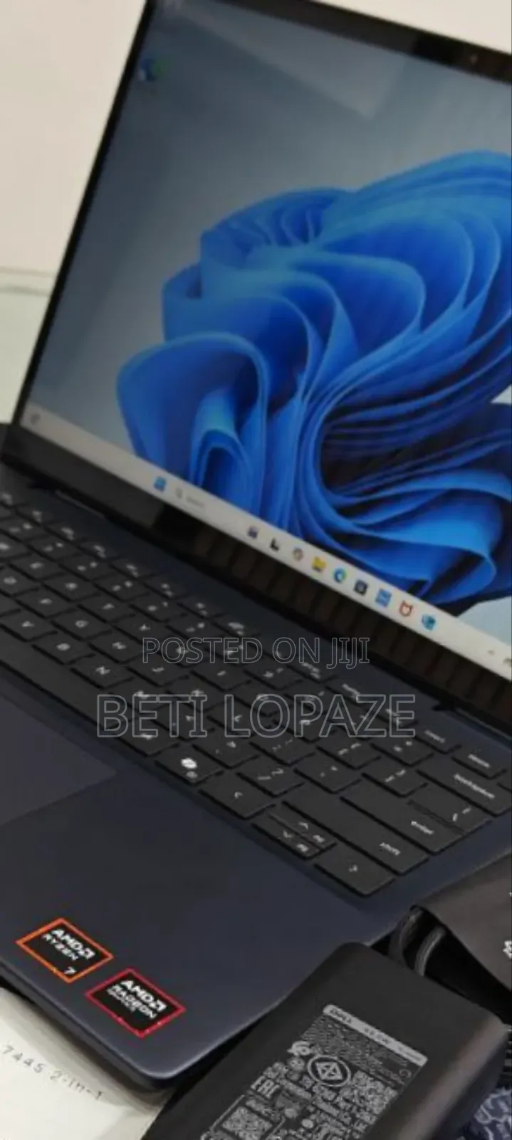 New Laptop Dell Inspiron 15 16GB AMD Ryzen 7 SSD 1T