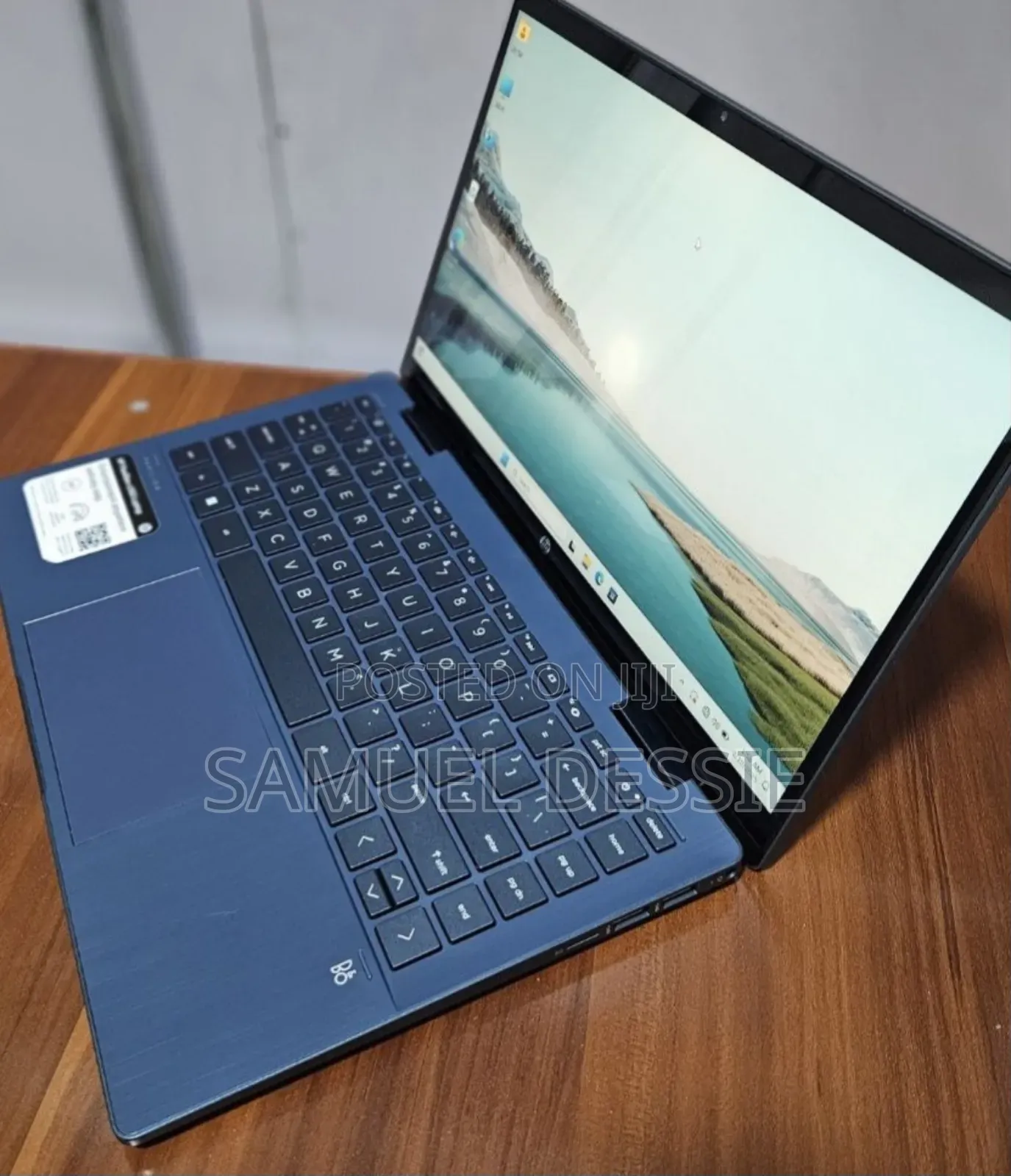 New Laptop HP Pavilion 13 X360 8GB Intel Core I3 SSD 256GB