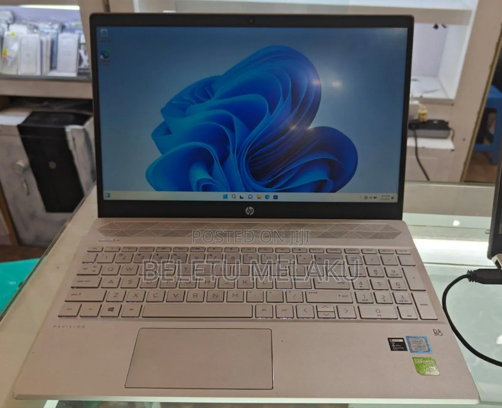 New Laptop HP Pavilion 15 8GB Intel Core I5 SSD 512GB