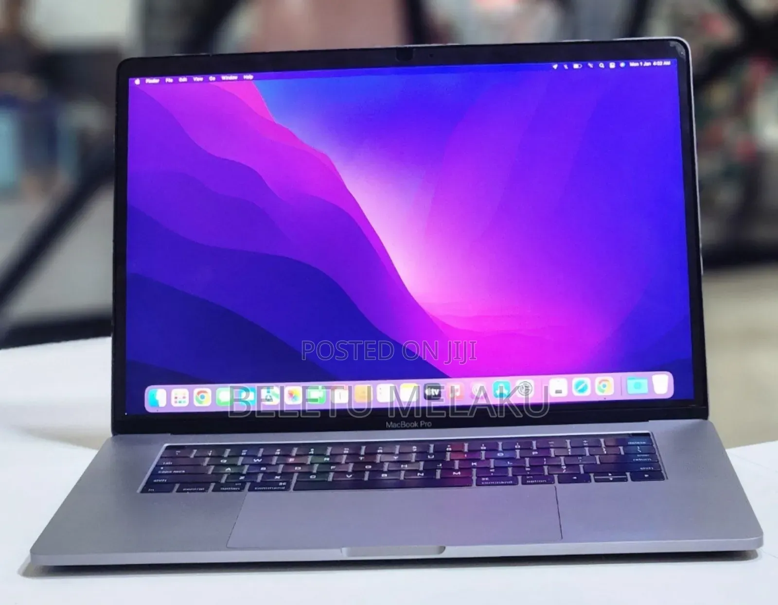 New Laptop Apple MacBook Pro 2016 16GB Intel Core I7 SSD 256GB