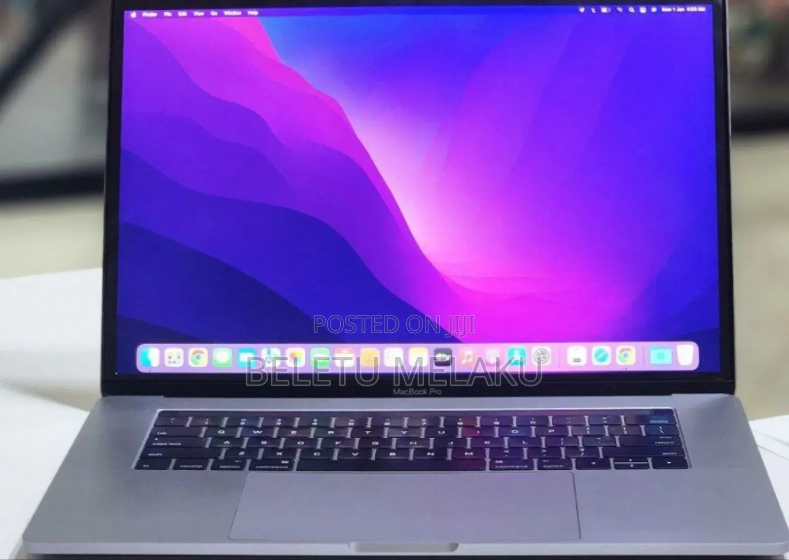 New Laptop Apple MacBook Pro 2016 16GB Intel Core I7 SSD 256GB