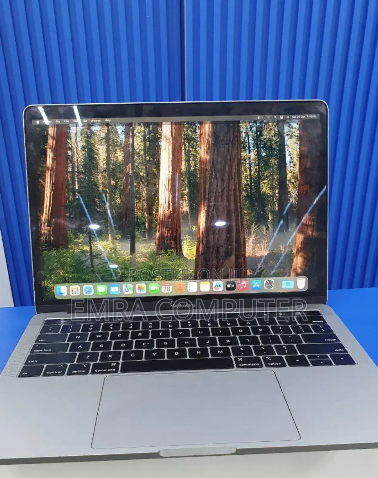 New Laptop Apple MacBook Pro 2019 8GB Intel Core I5 SSD 256GB