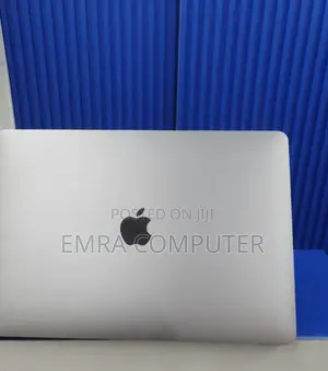 New Laptop Apple MacBook Pro 2019 8GB Intel Core I5 SSD 256GB