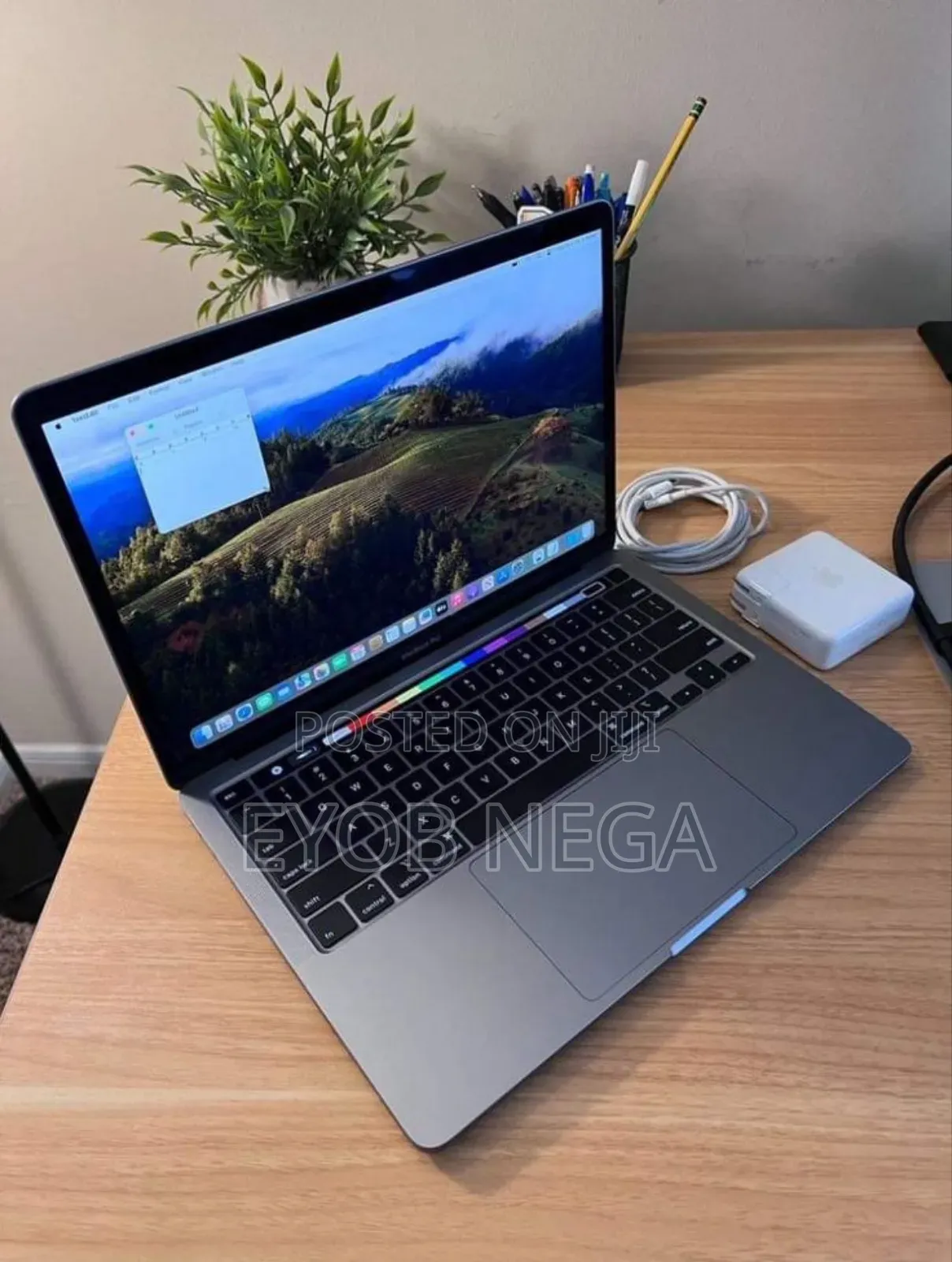 New Laptop Apple MacBook Pro 2019 16GB Intel Core I9 SSD 512GB