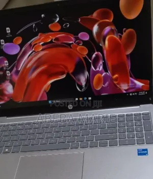 Photo - New Laptop HP Stream Notebook 8GB Intel Core I5 SSD 512GB