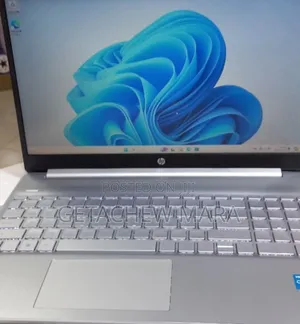 New Laptop HP Stream Notebook 8GB Intel Core I5 SSD 1T