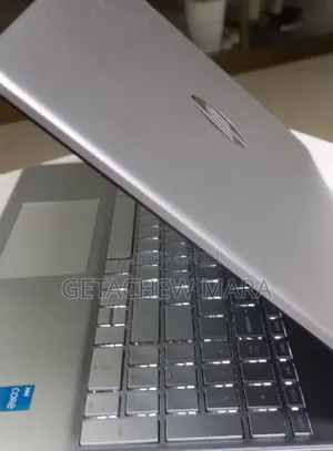 New Laptop HP Stream Notebook 8GB Intel Core I5 SSD 1T