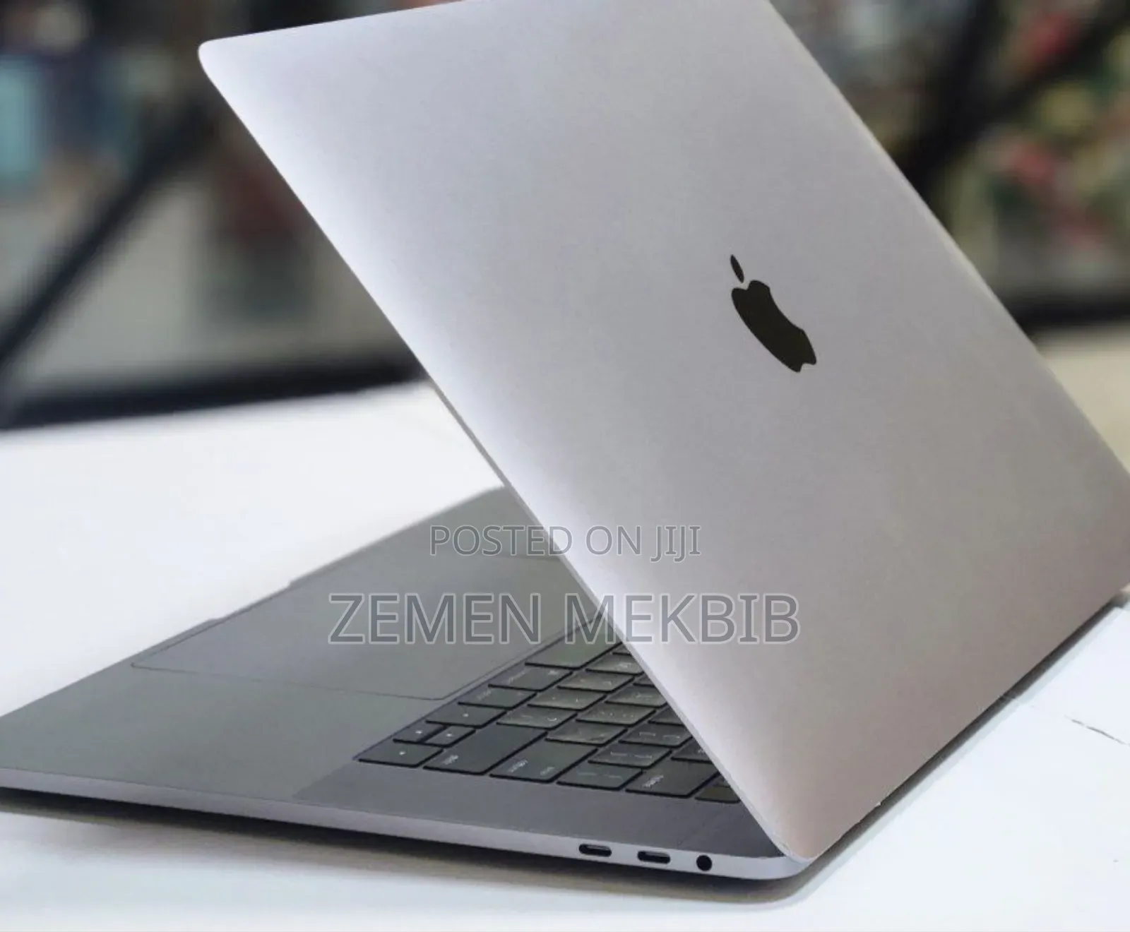 New Laptop Apple MacBook Pro 2016 16GB Intel Core I7 SSD 256GB