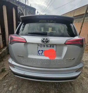 Toyota RAV4 2016 Silver