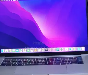 Photo - New Laptop Apple MacBook Pro M1 16GB Intel Core I7 SSD 256GB